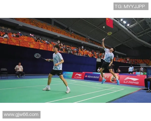 黄敏专访：从青涩小将到羽毛球明星的成长之路回顾